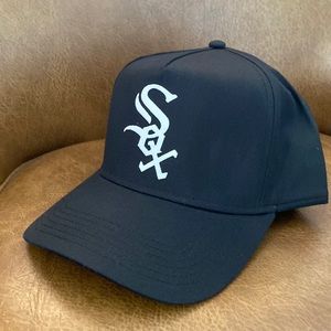 Brand new Nomagik black white sox hat!